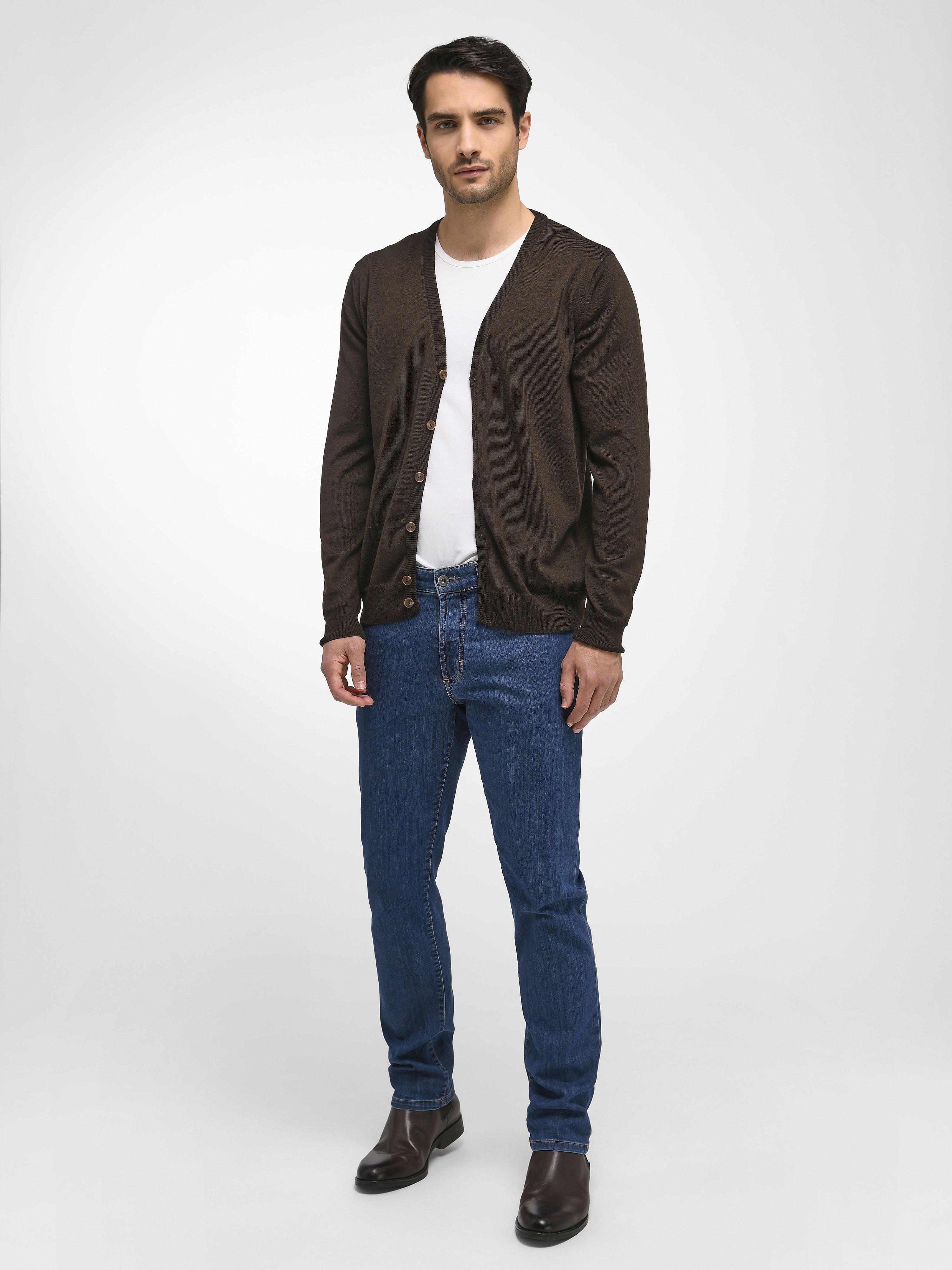 Strickjacke aus 100% Schurrwolle