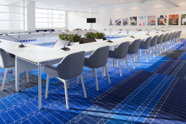 Kartell Clap stoel pvc zwart, zwart onderstel