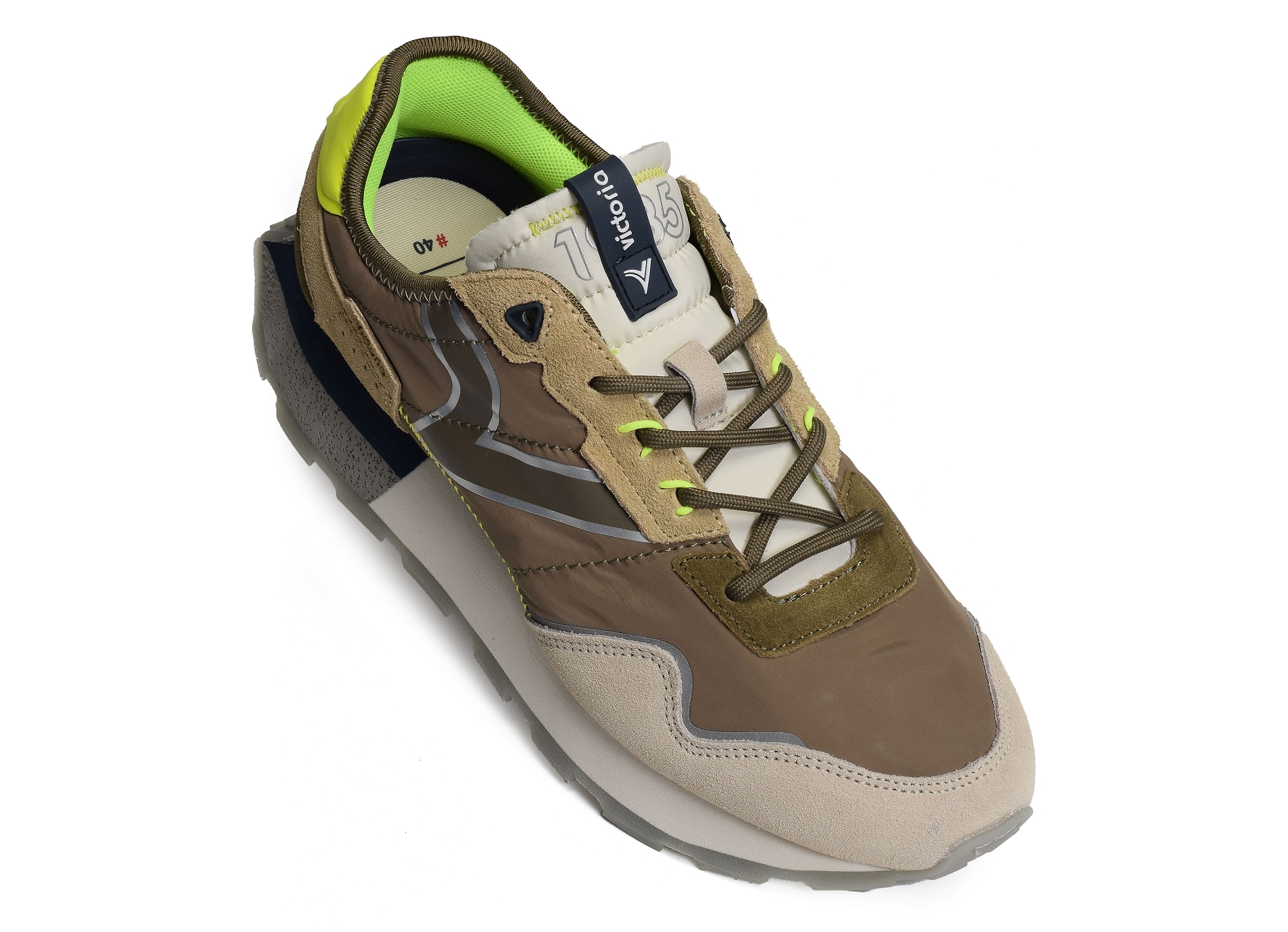 8803110 kaki beige