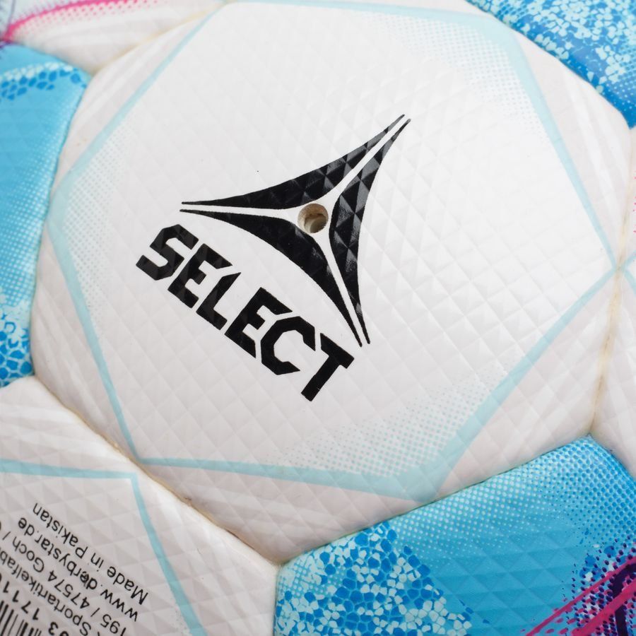 Derbystar Ballon Brillant APS Bundesliga v24 FIFA Quality Pro 2024/25 - Blanc/Multicolor