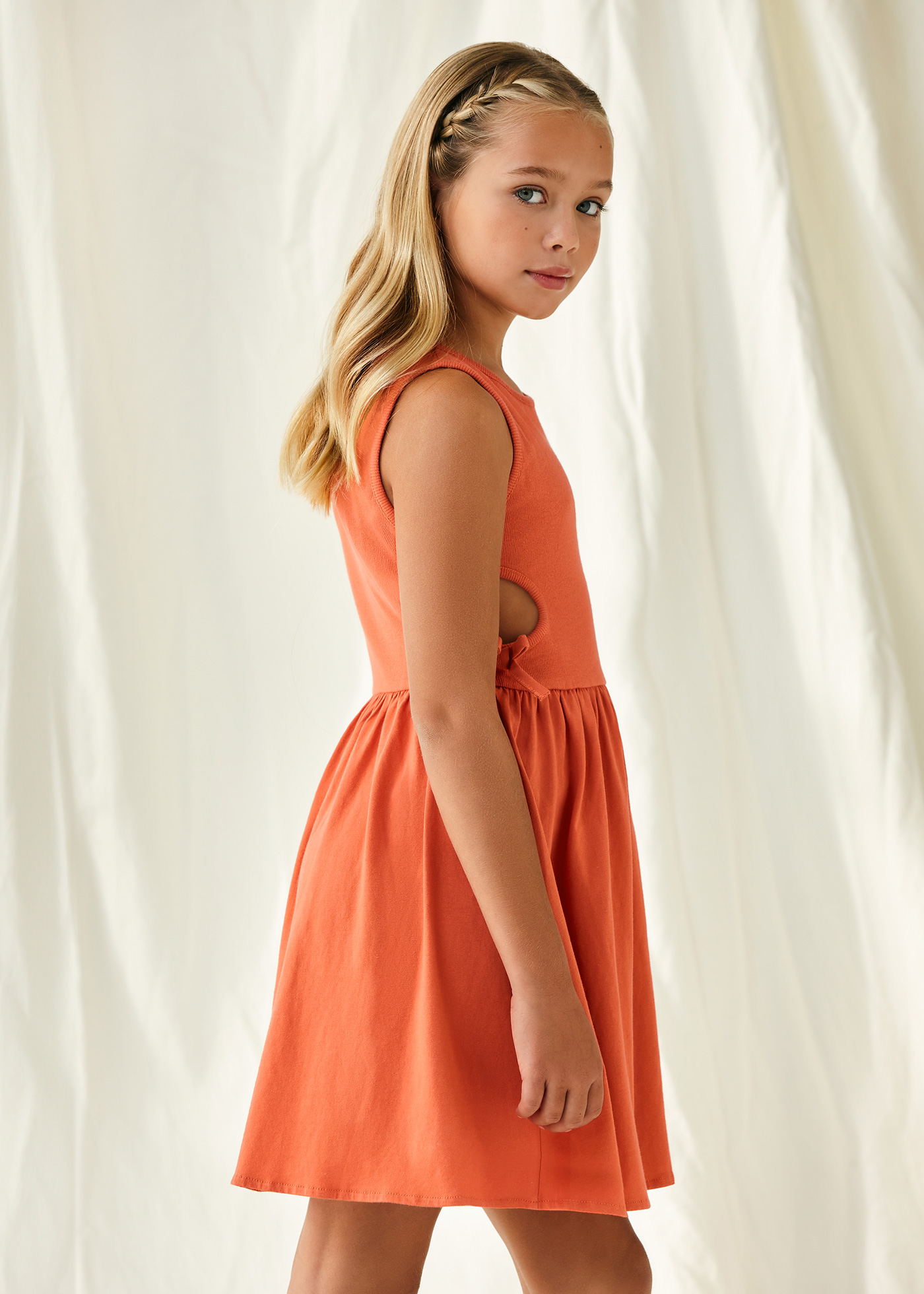Vestido canelado com recortes estilo Mimosa Girl