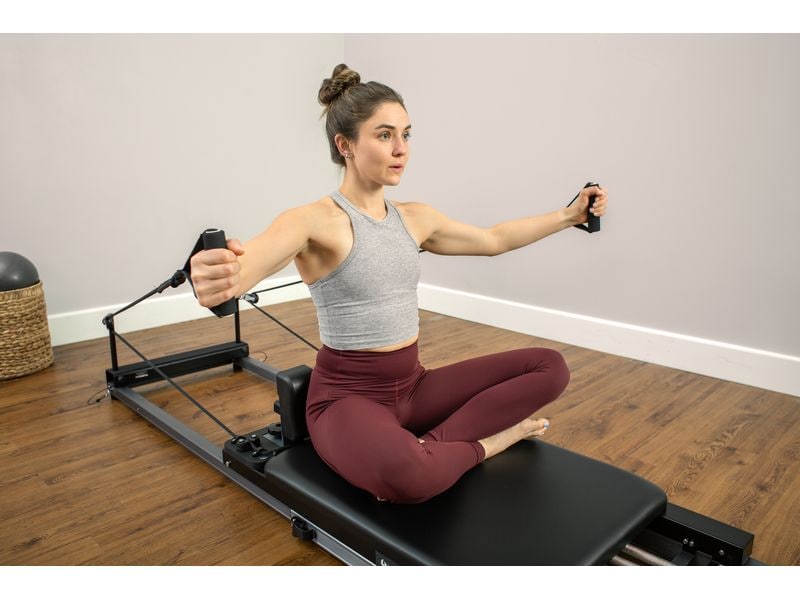 Pilates Reformer Metro IQ Library Wheels Speziell für das Heimtraining entwickelt