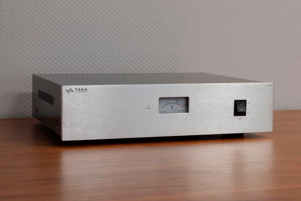 Taga Harmony PC-7000 Silver Multiprises