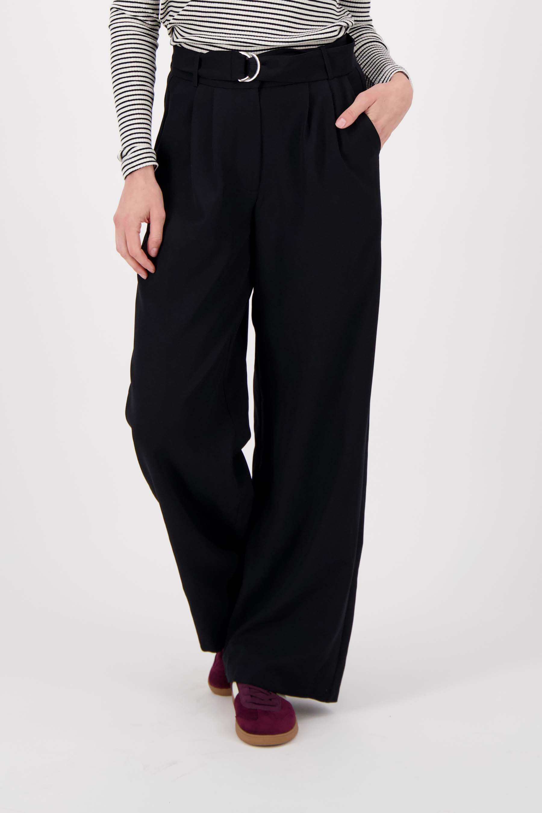 wijde broek met ceintuur