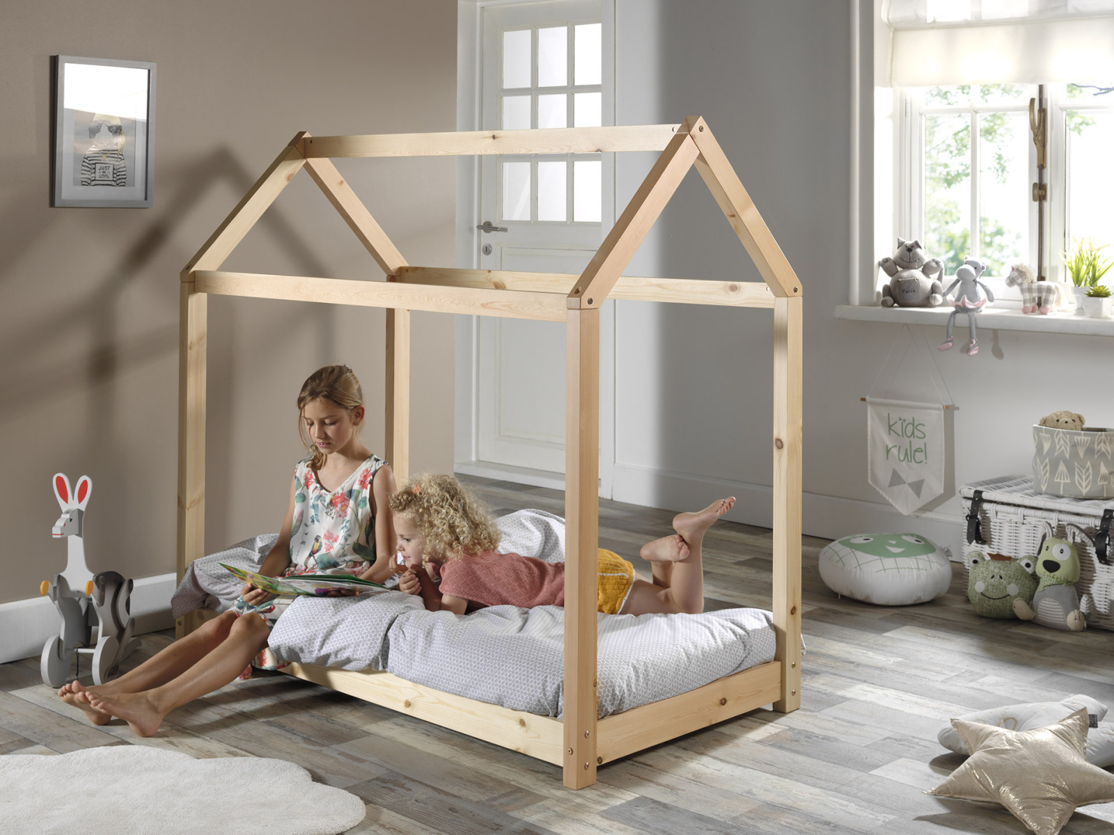 Hausbett CABANE - natur - Kiefer massiv - 70x140 cm