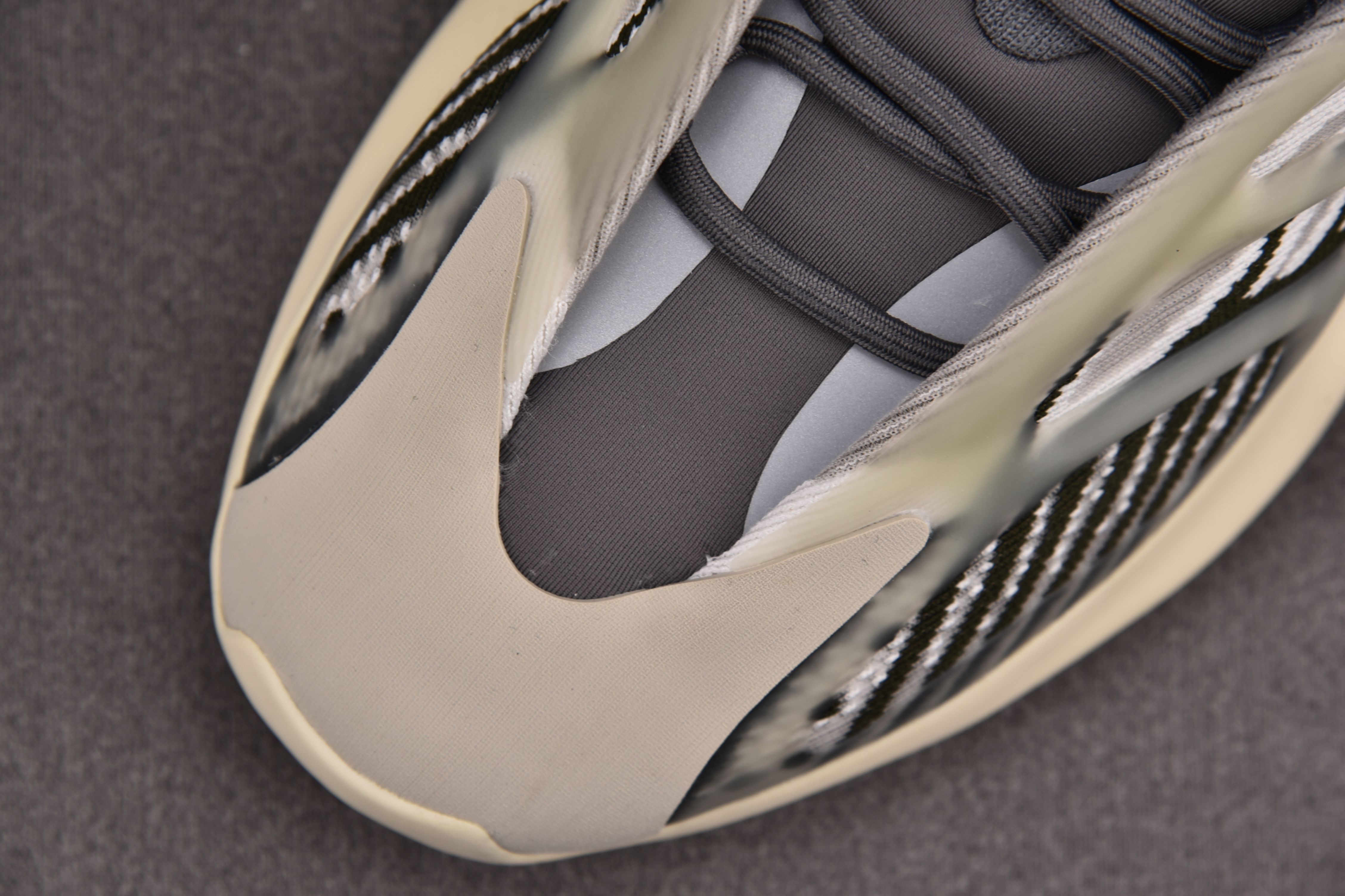 Yeezy 700 V3 Fade Salt