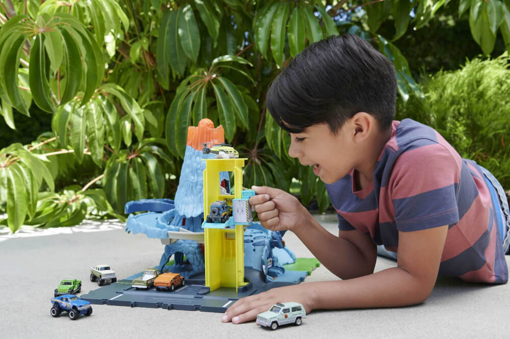 Mattel HHW21 Matchbox Action Drivers Volcano Playset