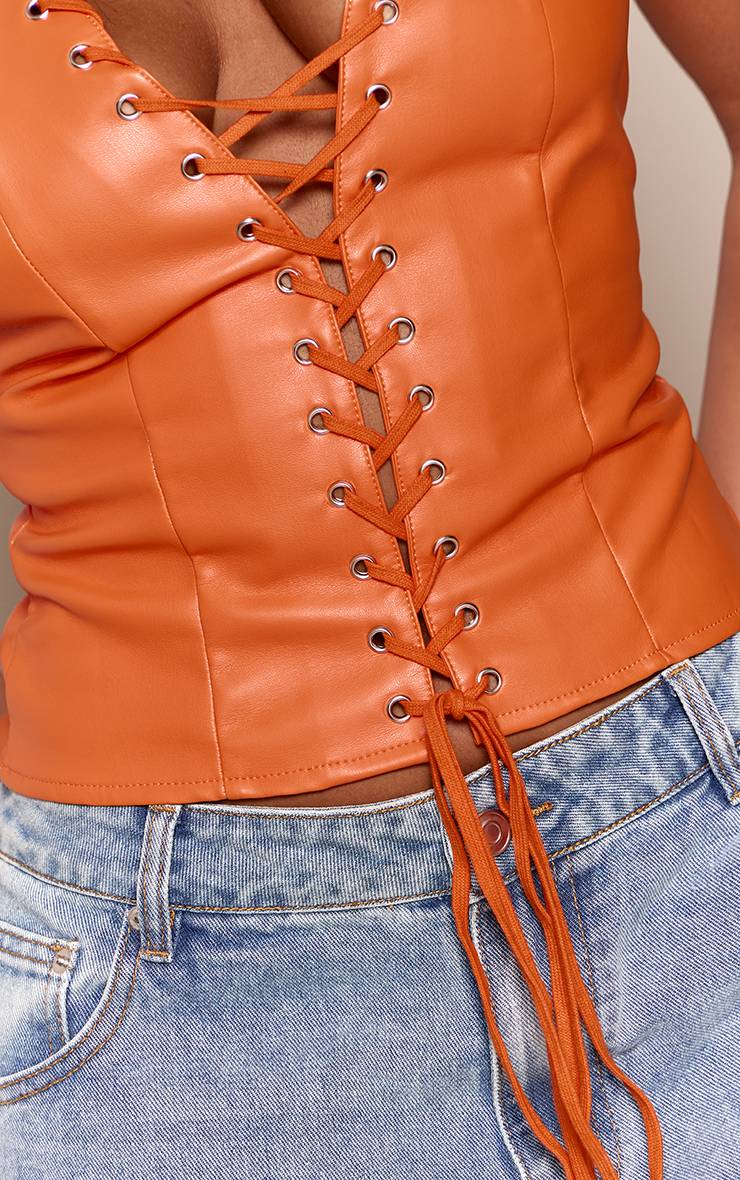 Pêche Corset Ajusté Abricot En Synthétique Vieilli Avec Col Licou Et Laçage