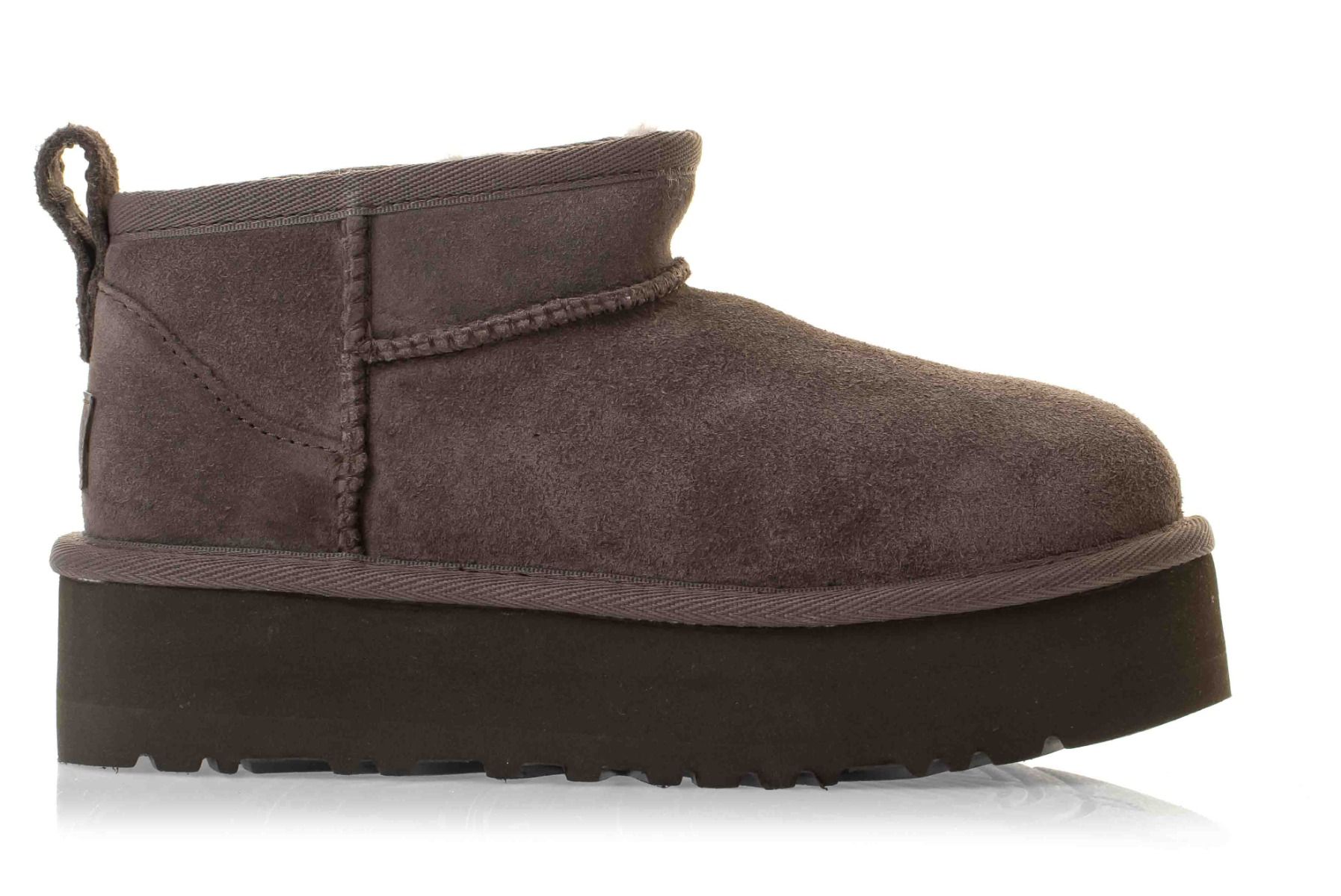 UGG K-1157791k-mlss