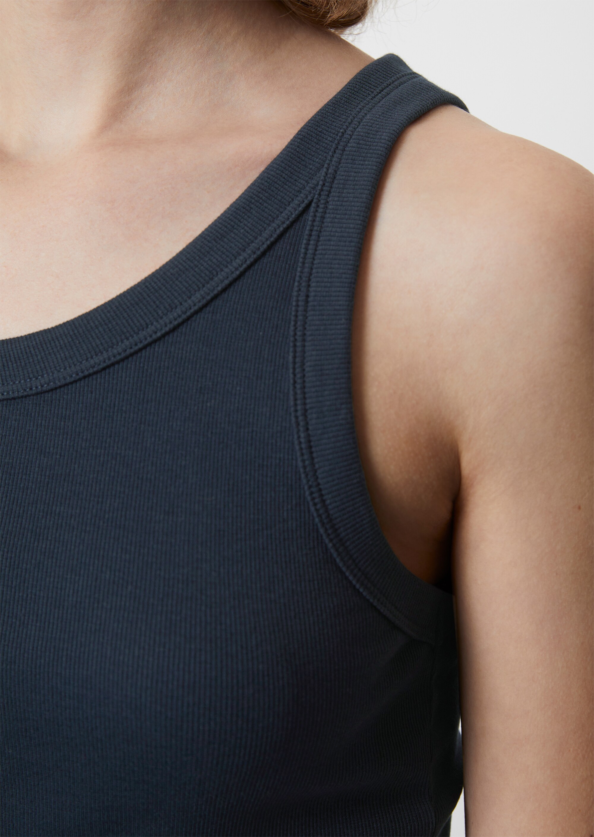 Tanktop slim aus geripptem Bio-Baumwolle-Stretch