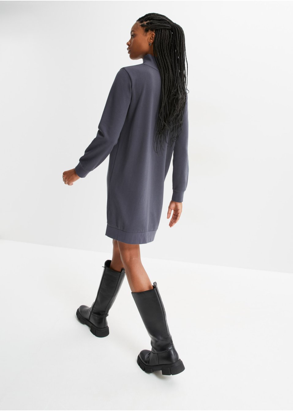 Robe sweat avec découpes