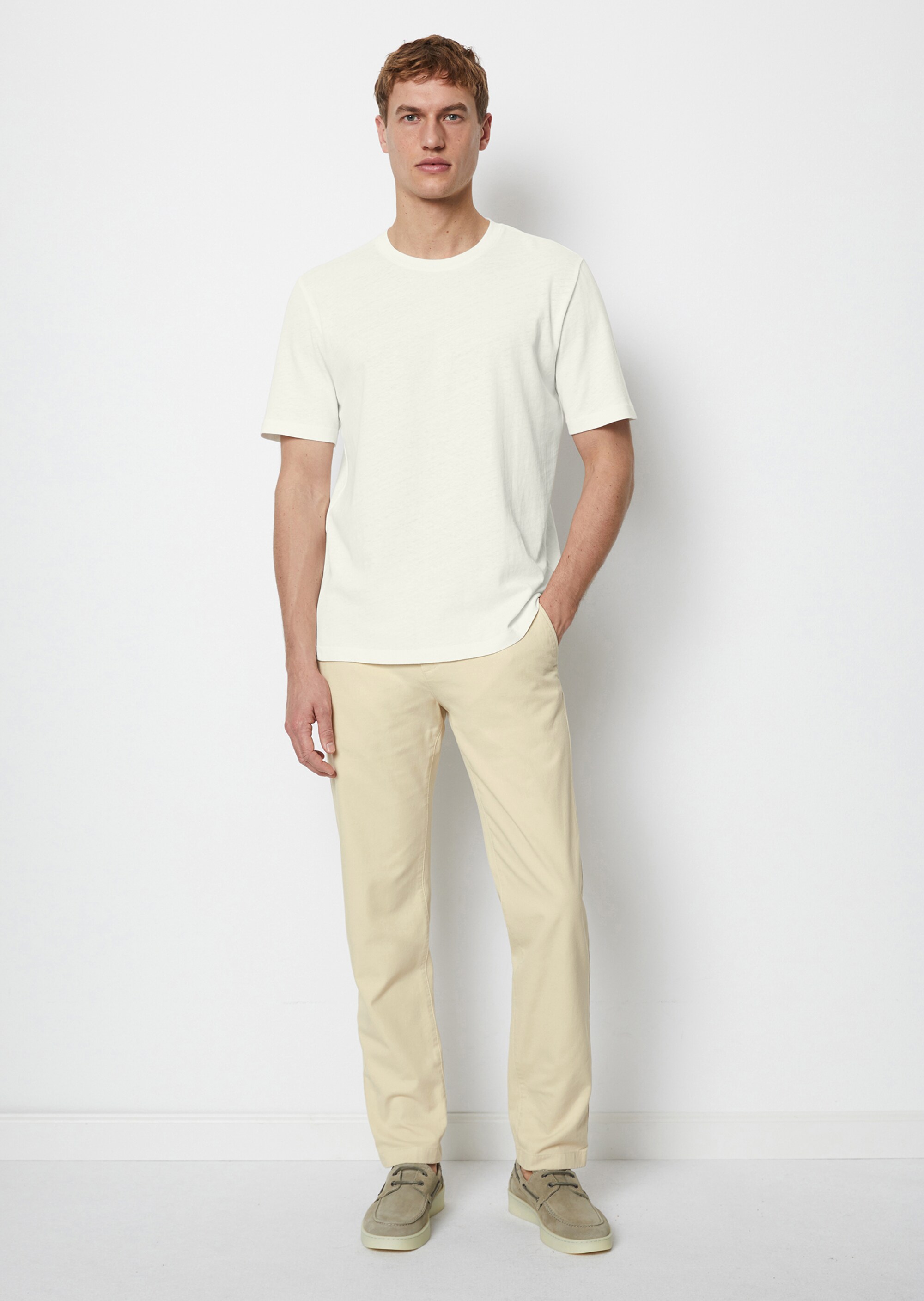 T-Shirt regular aus Bio-Baumwolle und Leinen