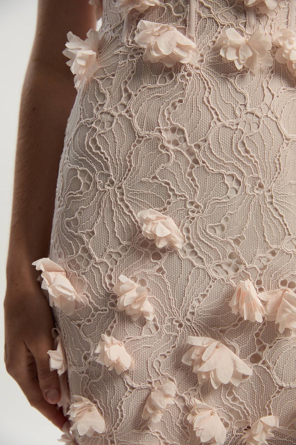 KarenMillen Robe Mini Bustier en Dentelle Appliquée Tissée