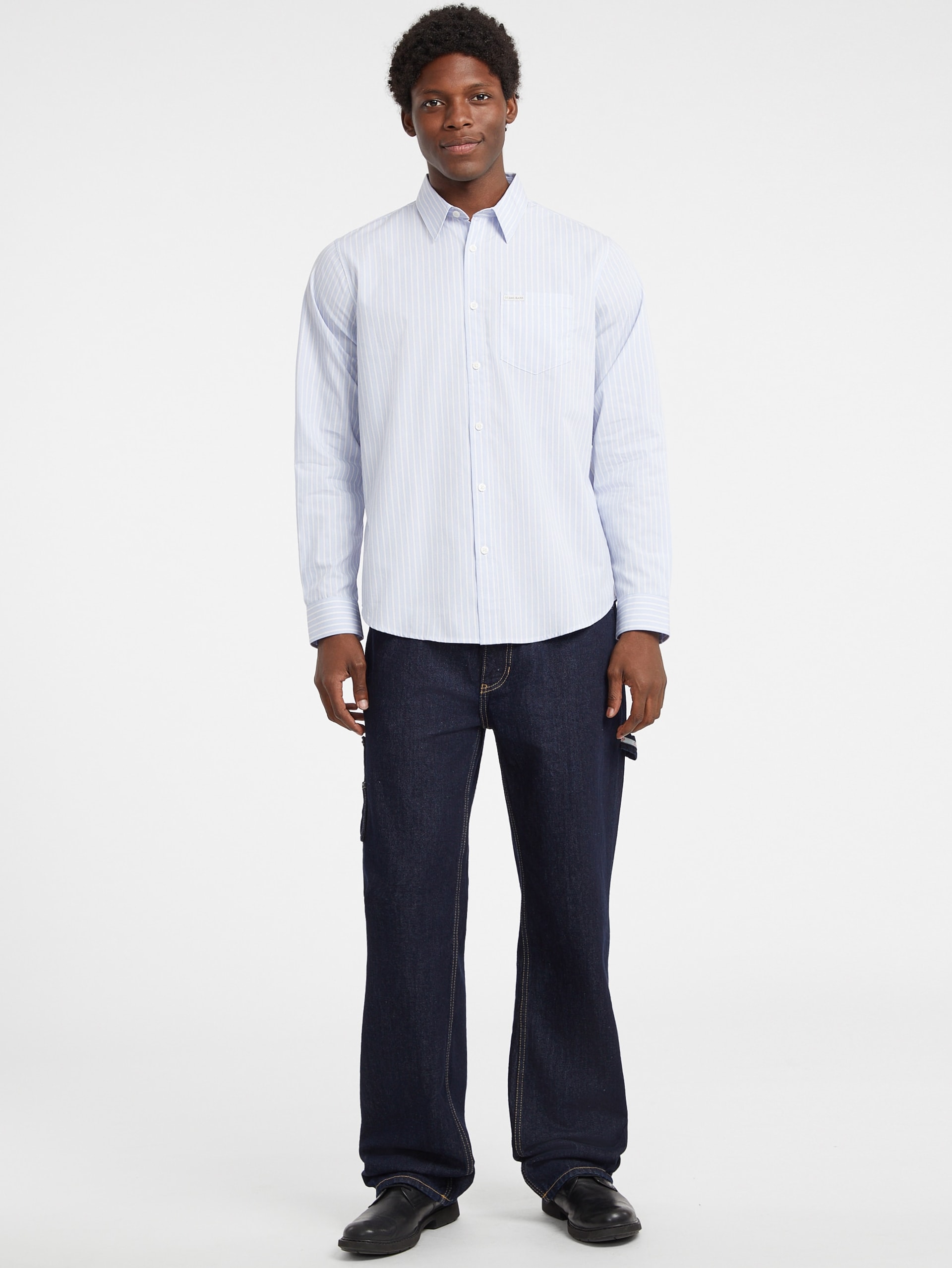 Camisa listrada com bolso