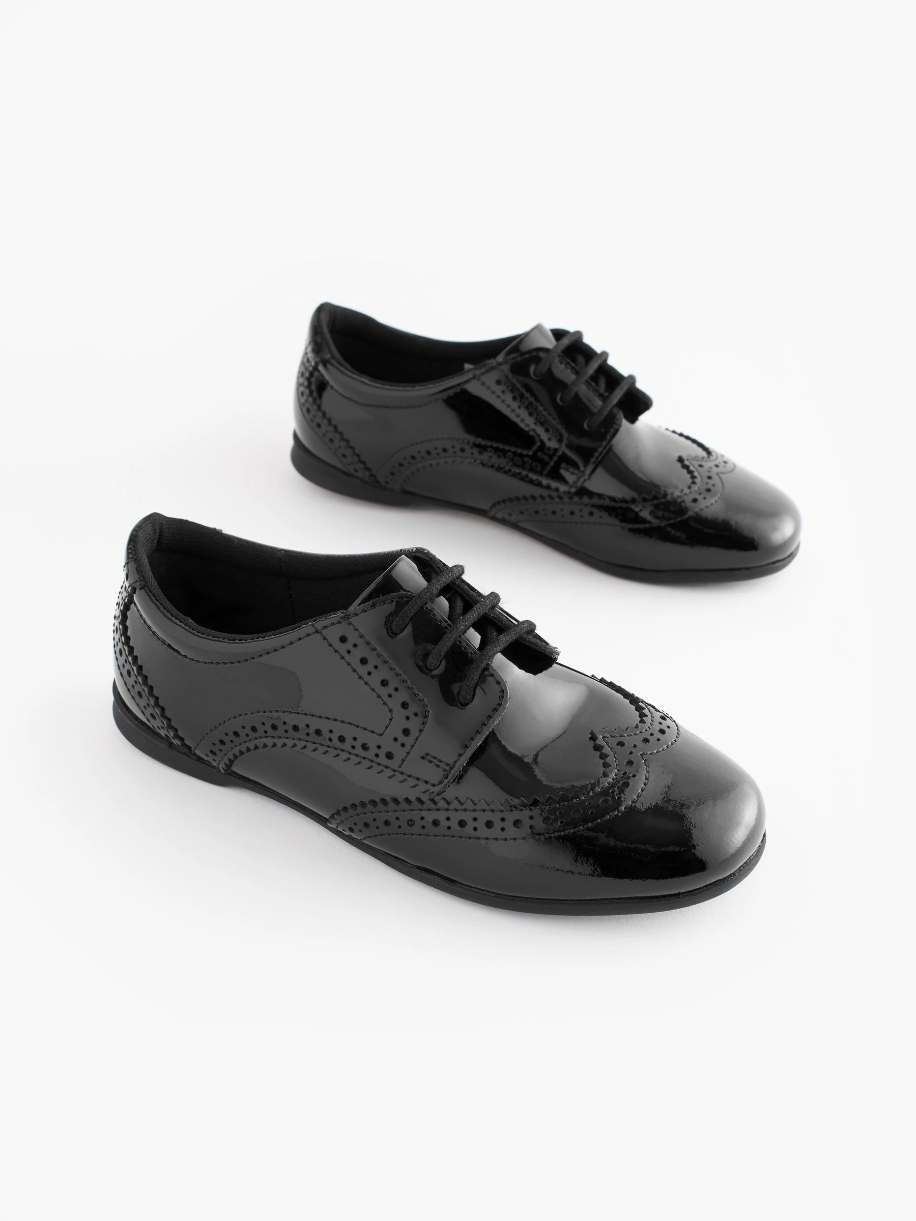 Zwart lak - Leren brogue schoolschoenen met veters