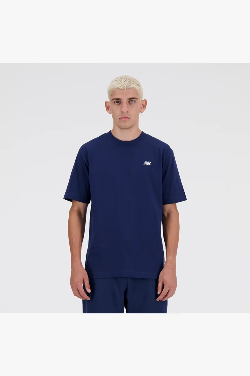 New Balance Sport Essentials Small Logo Herren T-Shirt