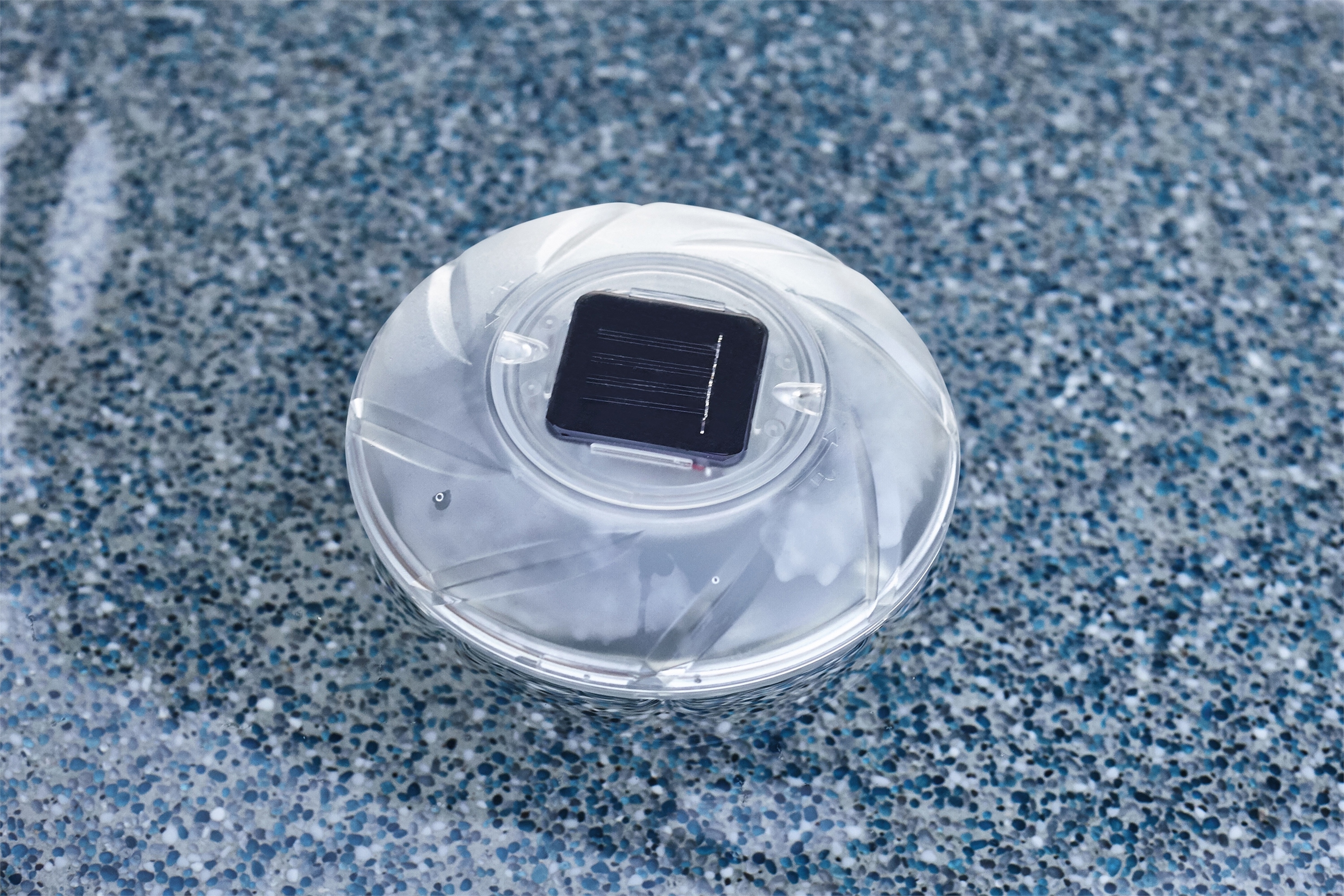 LED Solar Poolbeleuchtung schwimmend 18 cm