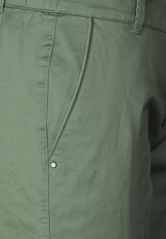 Casual Fit Chinohose - dry salvia green