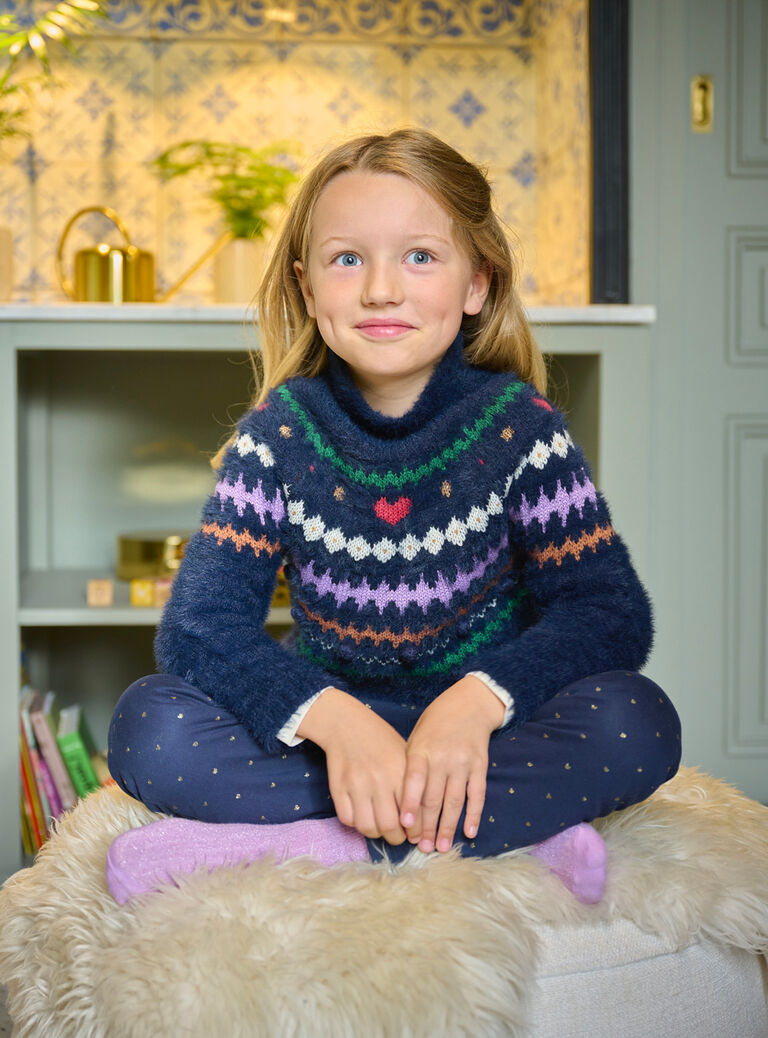 Pull noirine à motifs jacquard pour fille
