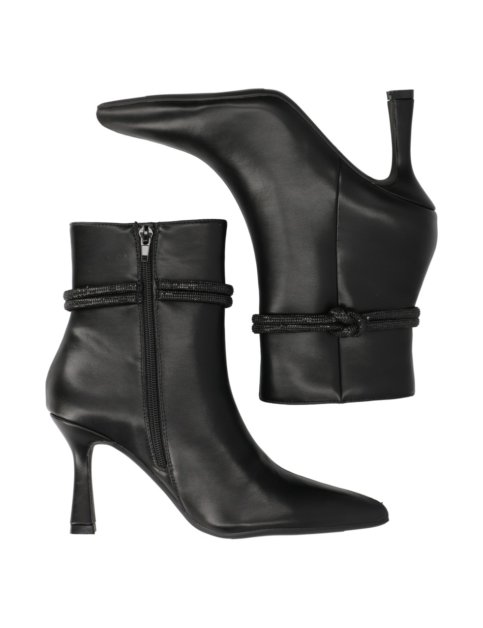 Stiefelette