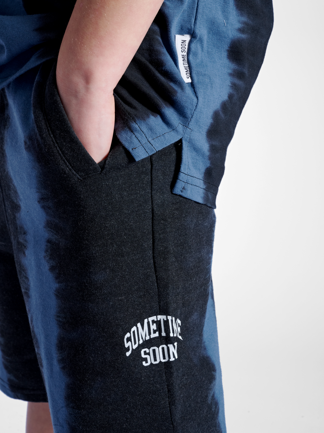 stsRIVER SHORTS