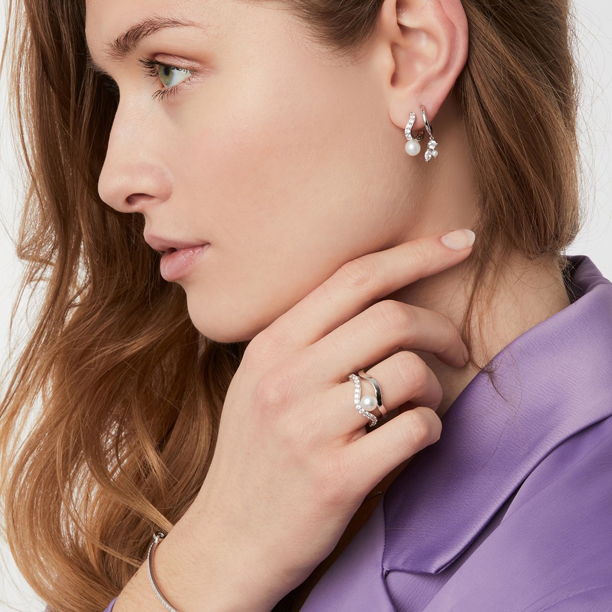 Boucles d'oreille Sif Jakobs ADRIAoxydes de zirconium et perles eau douce