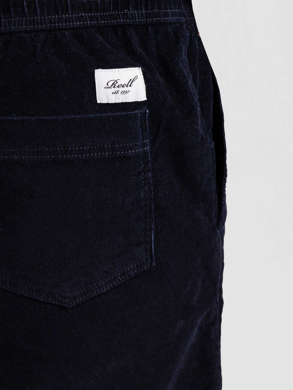 REELL Reflex Easy Shorts baby cord navy