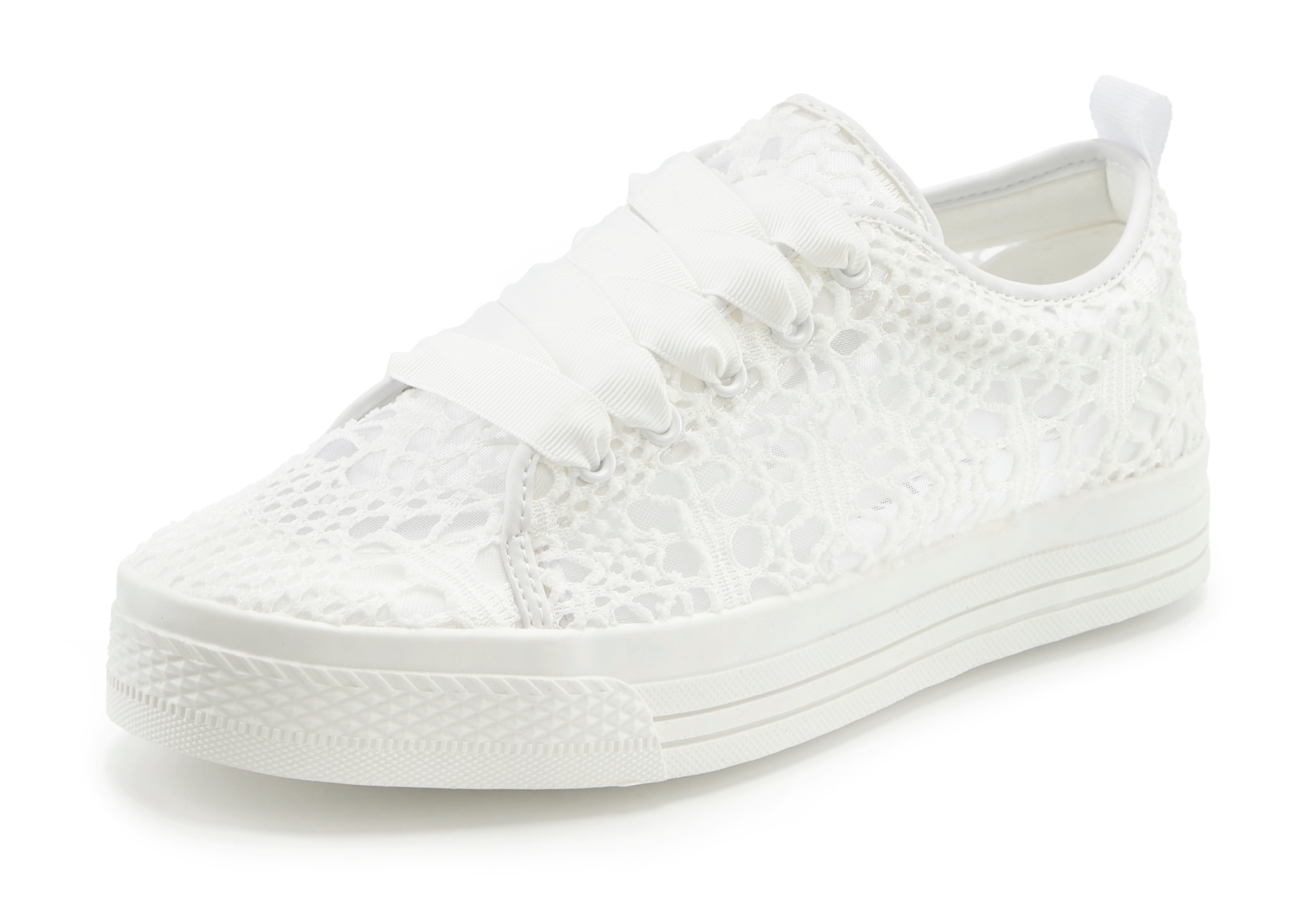 LASCANA Sneaker »Schnürhalbschuhe, Freizeitschuhe,«  mit leichter Plateausohle und Spitze VEGAN
