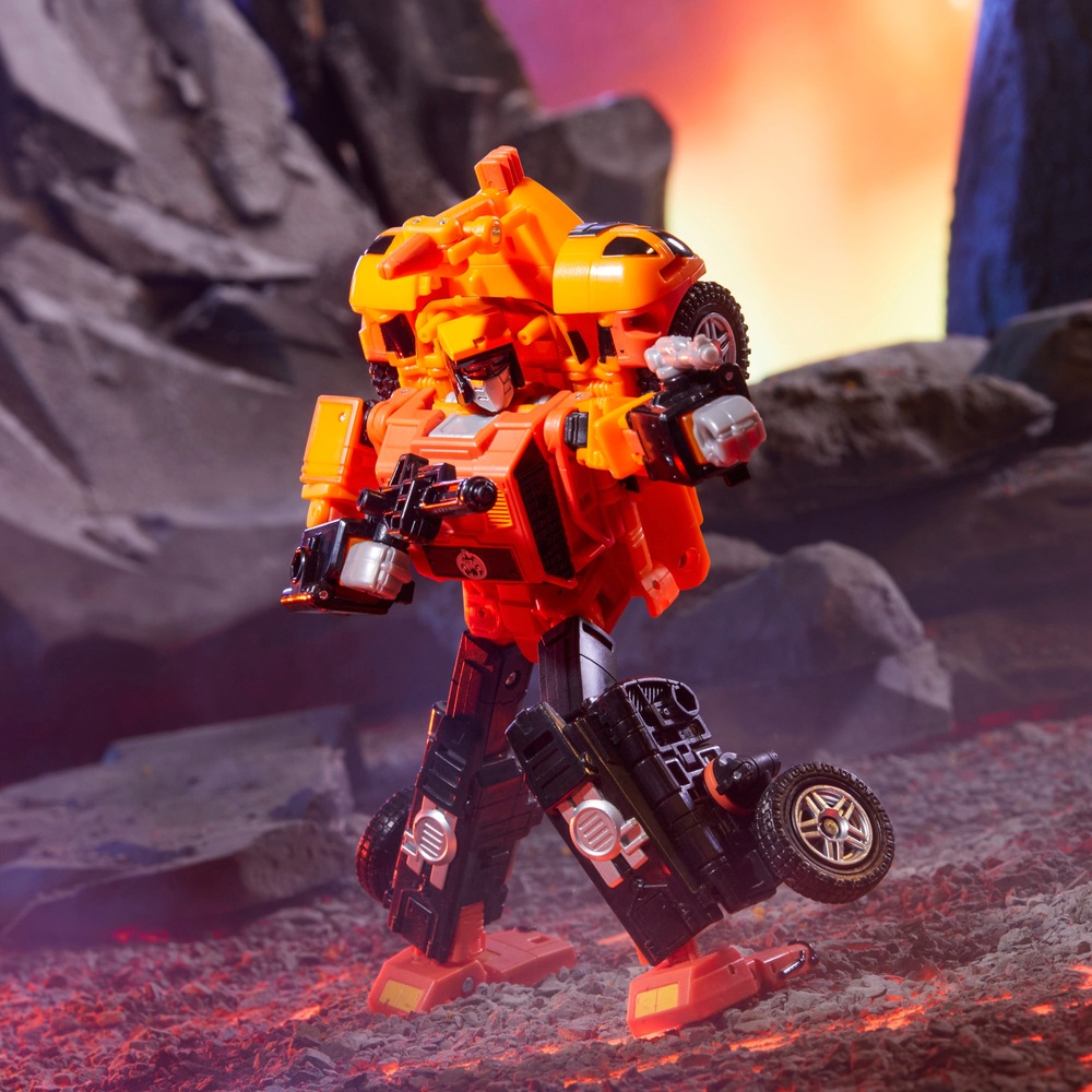Transformers Legacy United G1 Triple Changer Sandstorm Actionfigur