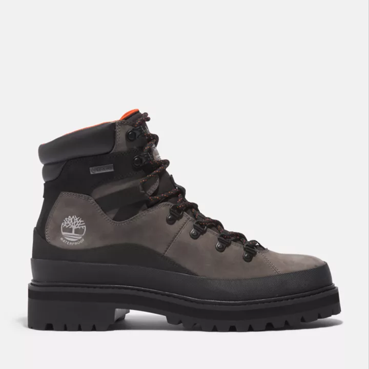 Bota masculina Vibram e Gore-Tex na cor cinza.