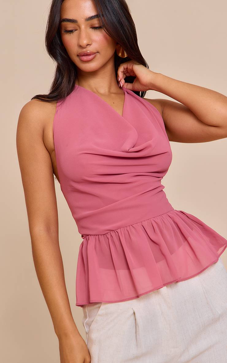 Blush Rose Haut Col Bénitier À Dos Nu Avec Basque En Mousseline Petite Taille