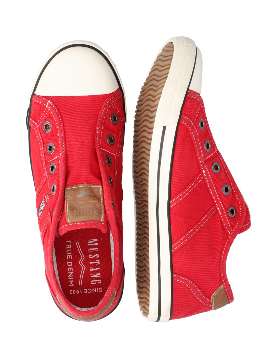 Canvas Sneaker