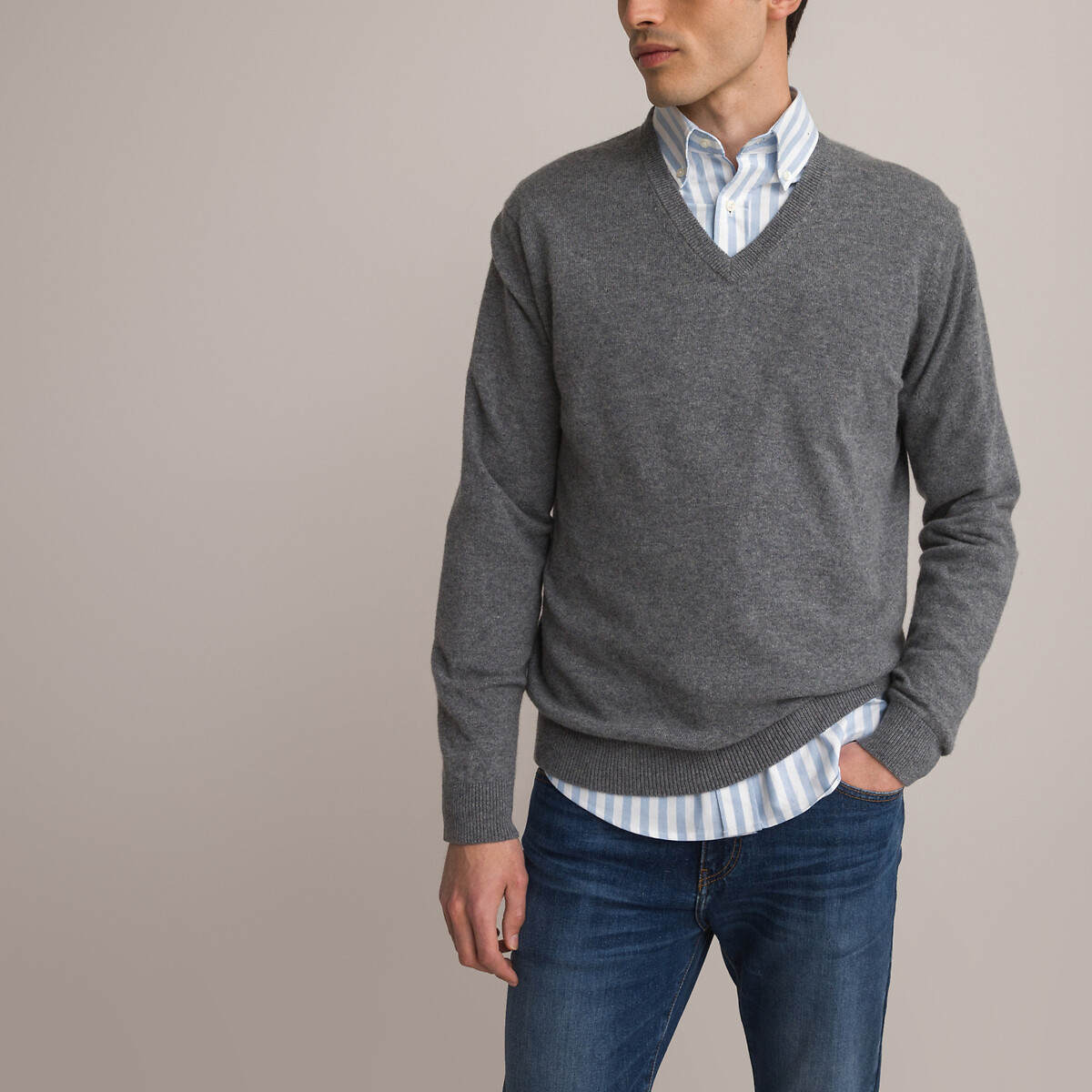 COLEÇÕES LA REDOUTE<br>Suéter de cashmere com decote em V, fabricado na Europa