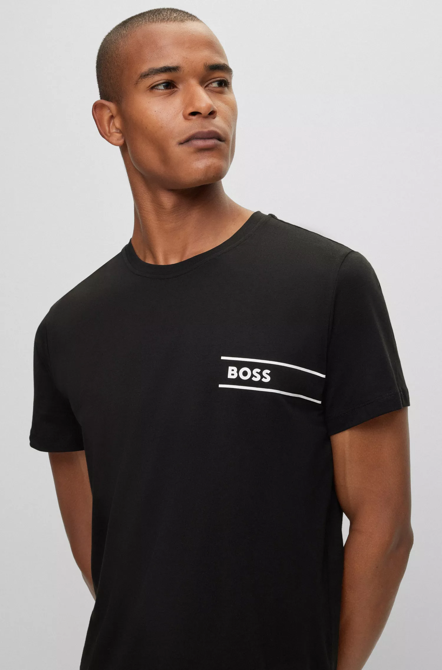 Camiseta de algodão orgânico preta da BOSS com estampa do logotipo