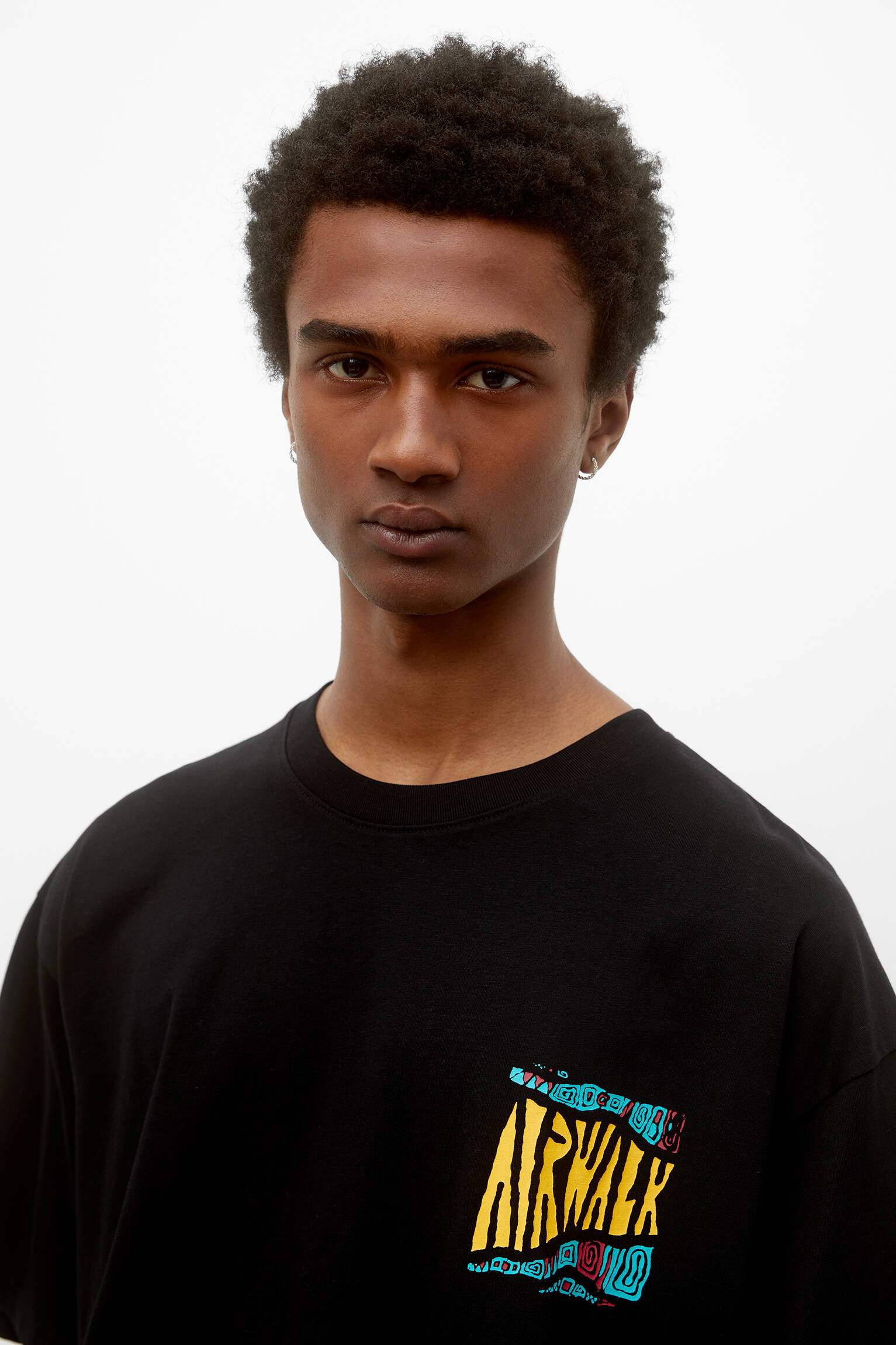 CAMISETA AIRWALK DE MANGA CURTA - PRETA