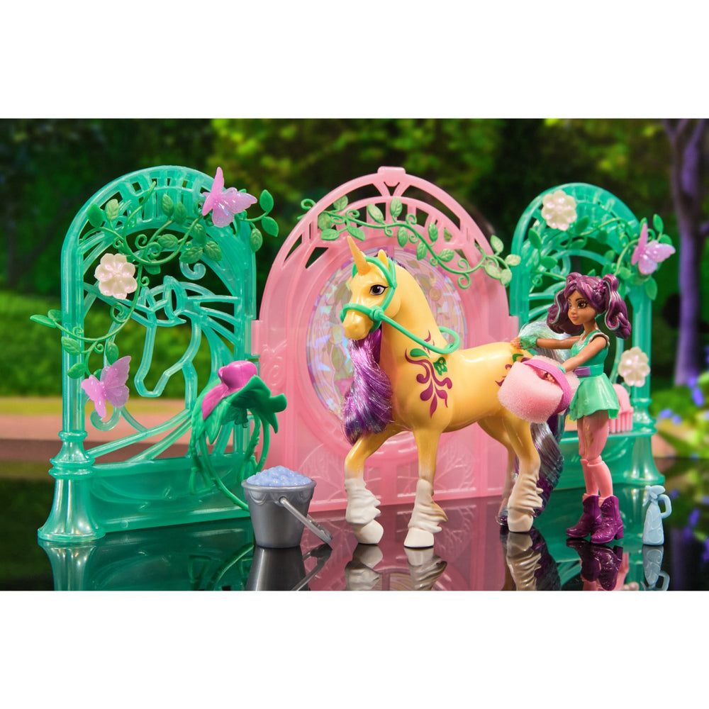Køb Unicorn Academy Ava & Leaf Stald Legesæt