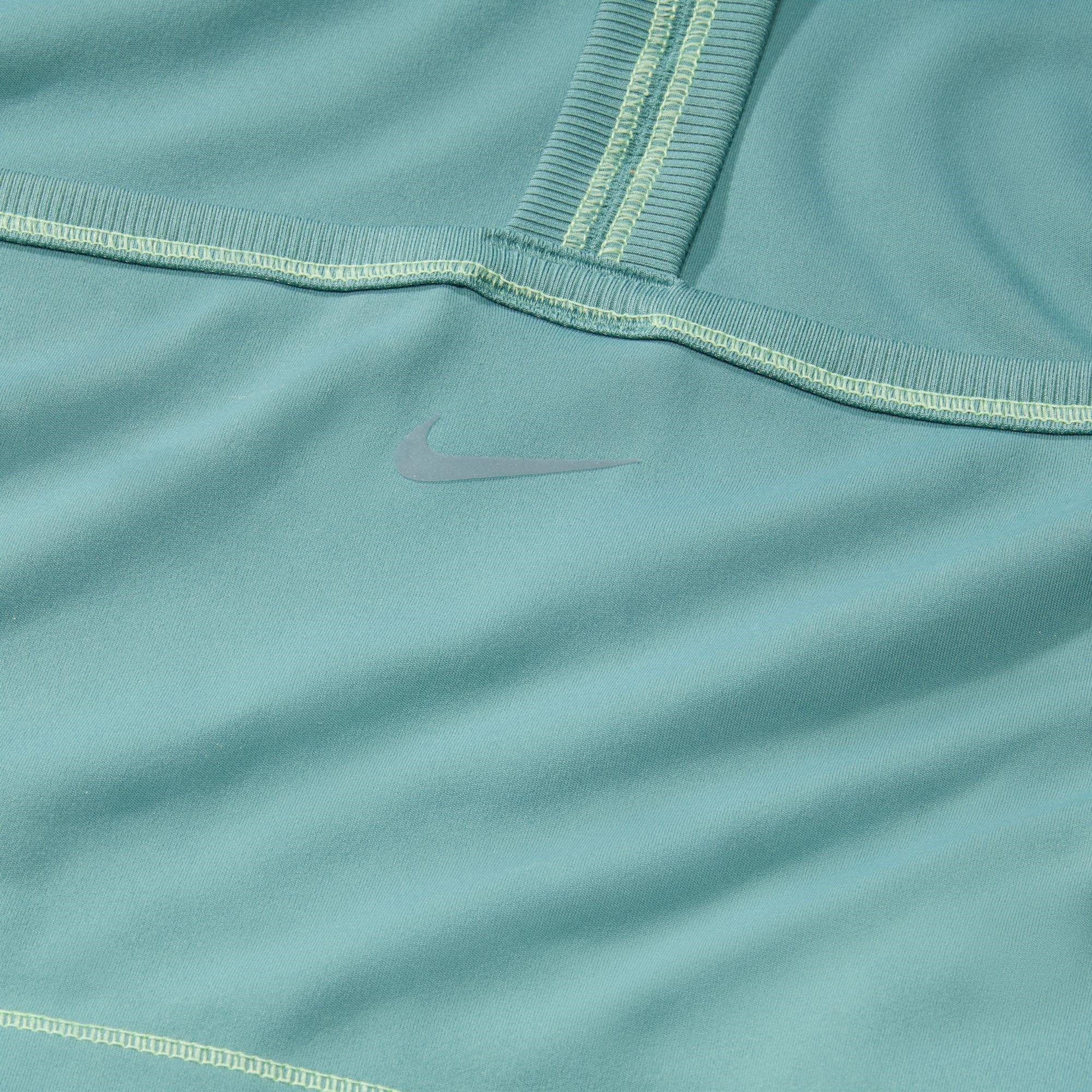 Nike One Fitted Womens Dri FIT Crop Tank Top