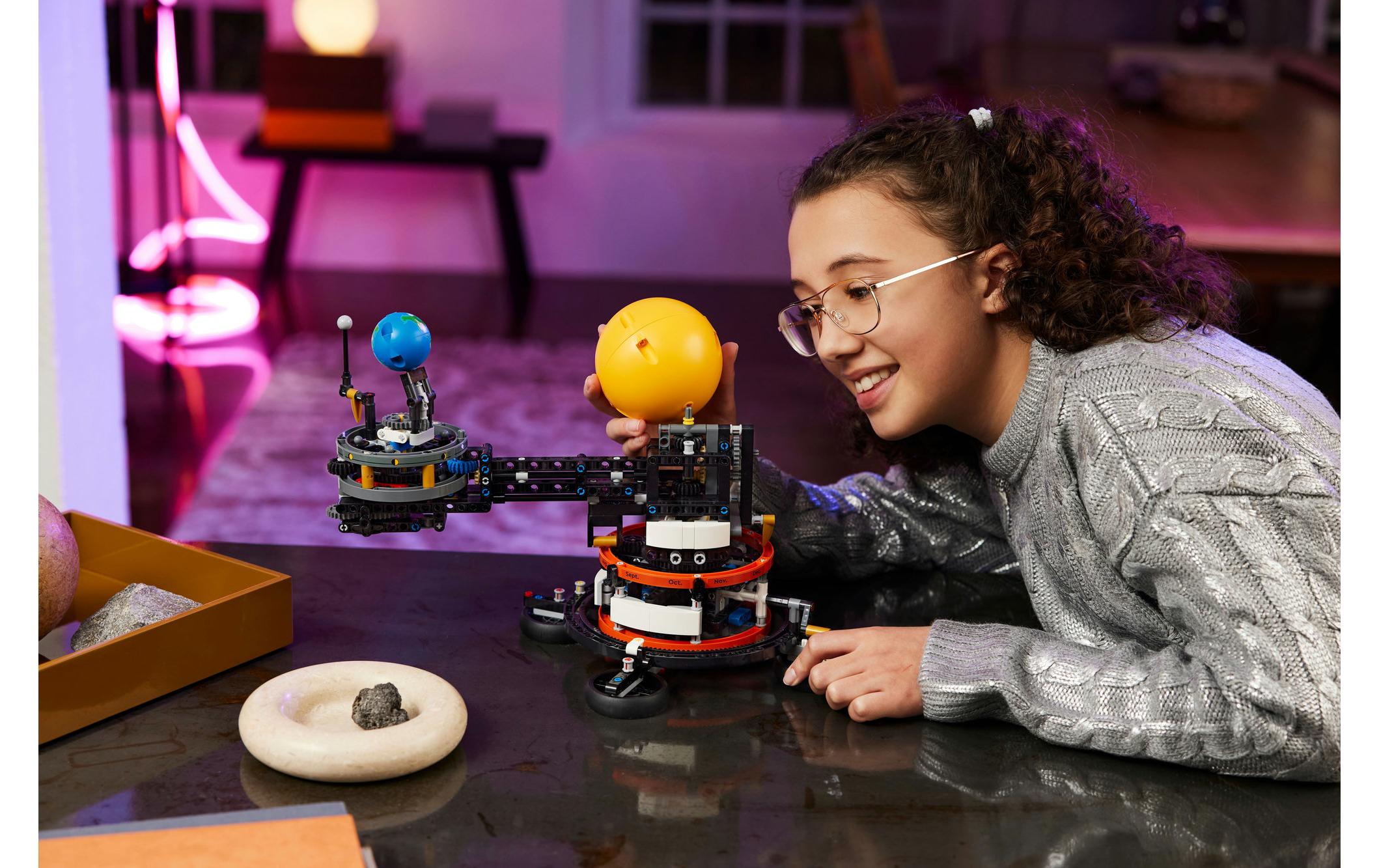Technic Sonne Erde Mond Modell 42179Galaktisches Bau- und Spielset