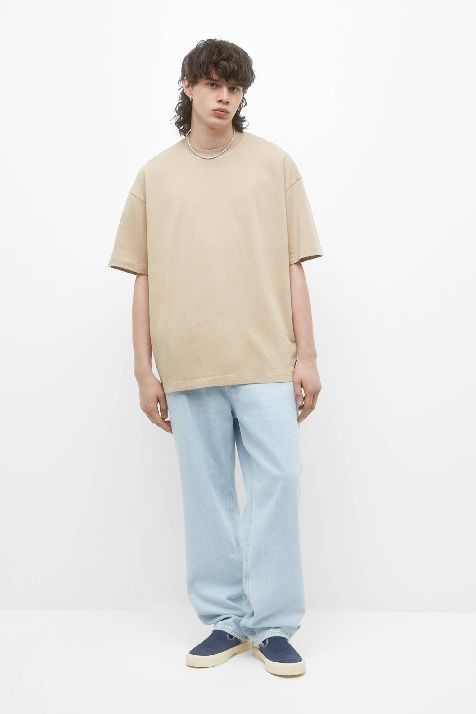 CAMISETA OVERSIZED DE MANGA CURTA - AREIA