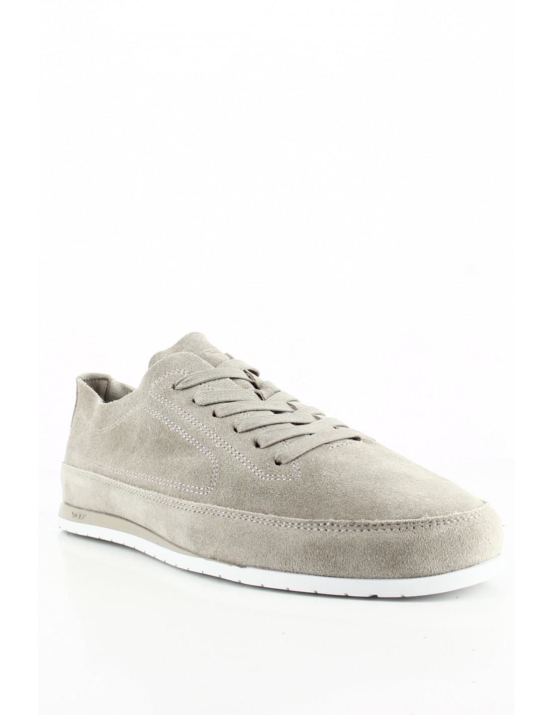 v07 Baskets de ville homme yacht suede beige