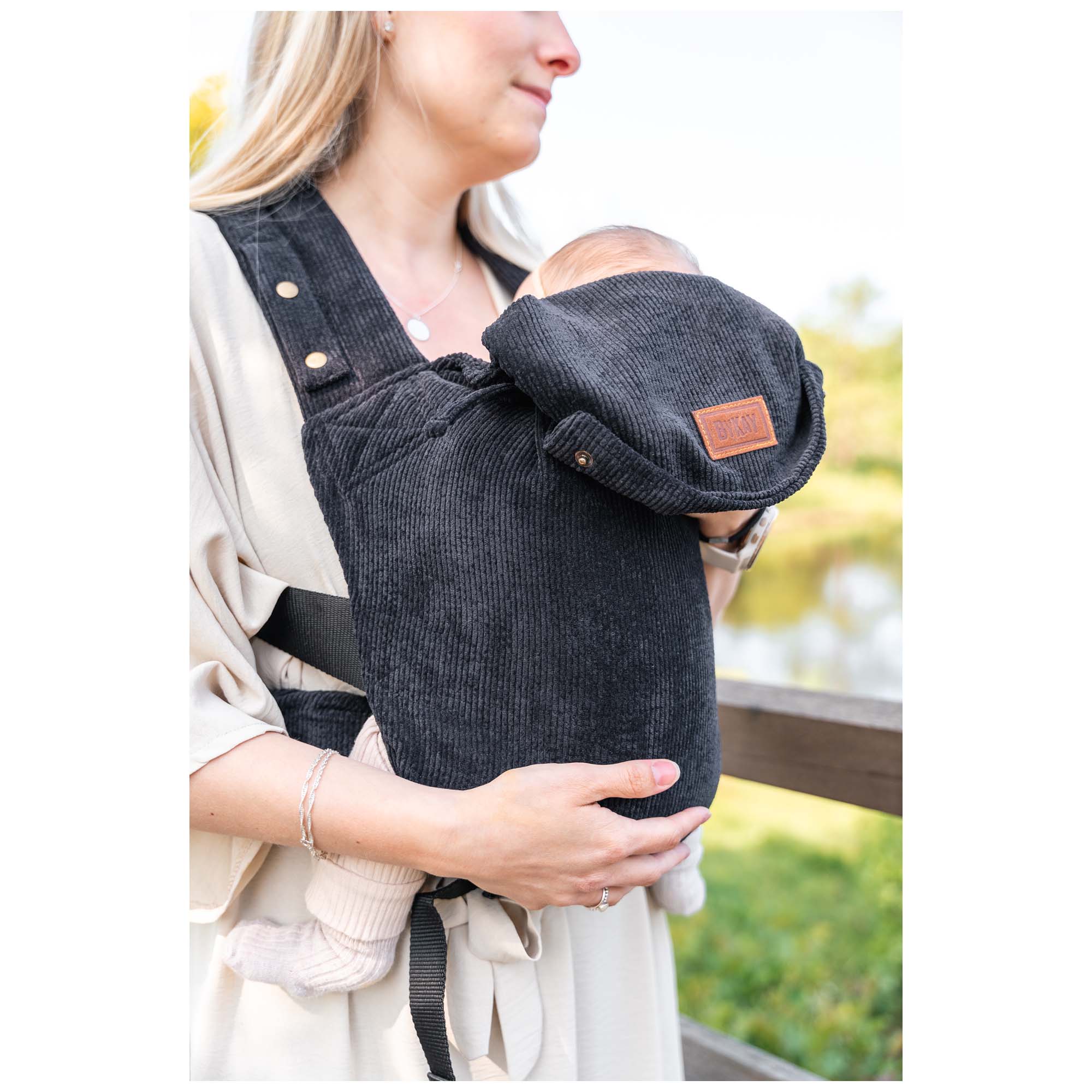 ByKay Click Carrier Classic Pro Ribbed Velvet Smoky Black
