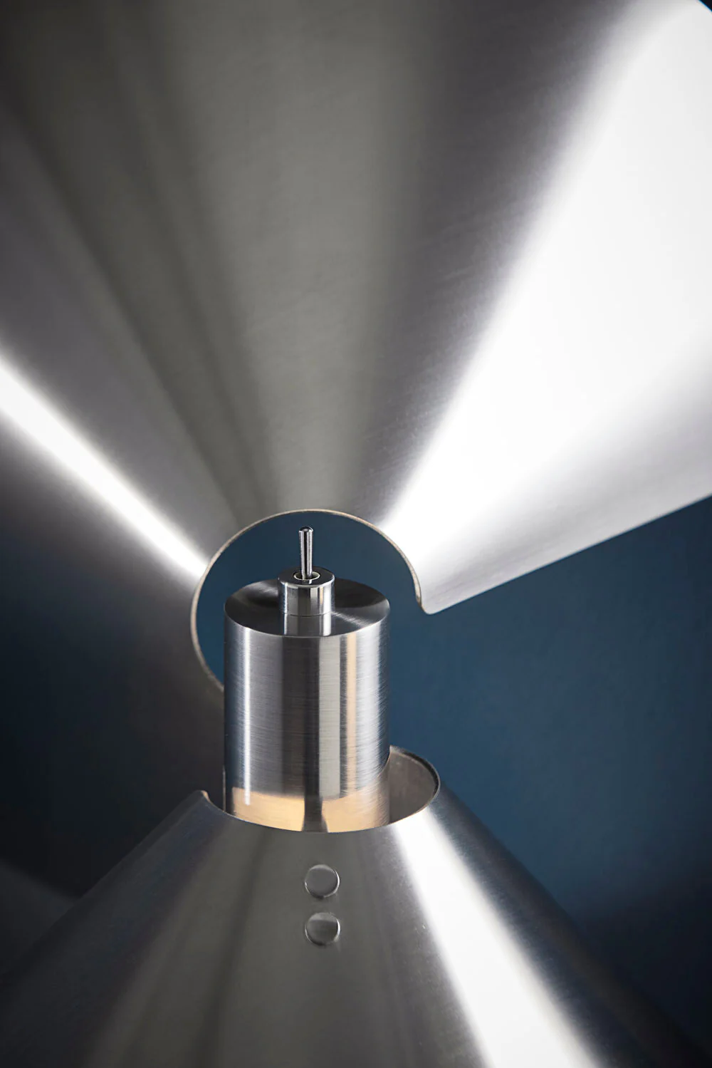 Frandsen  Peel væglampe - Brushed Stainless Steel