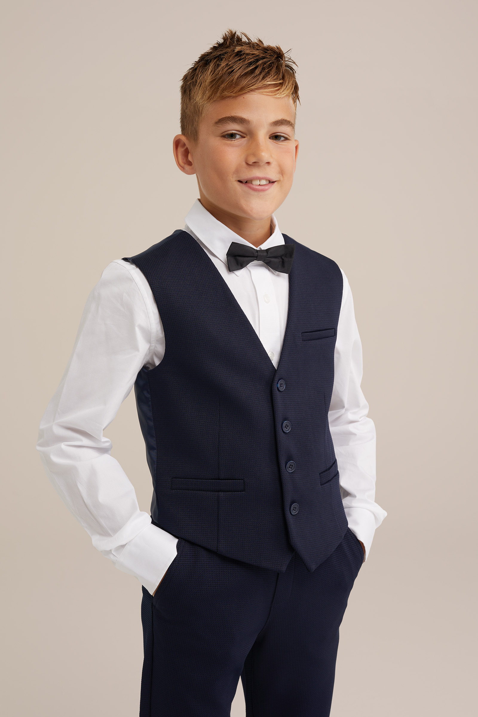 Jongens slim fit gilet met structuur WE Fashion Donkerblauw