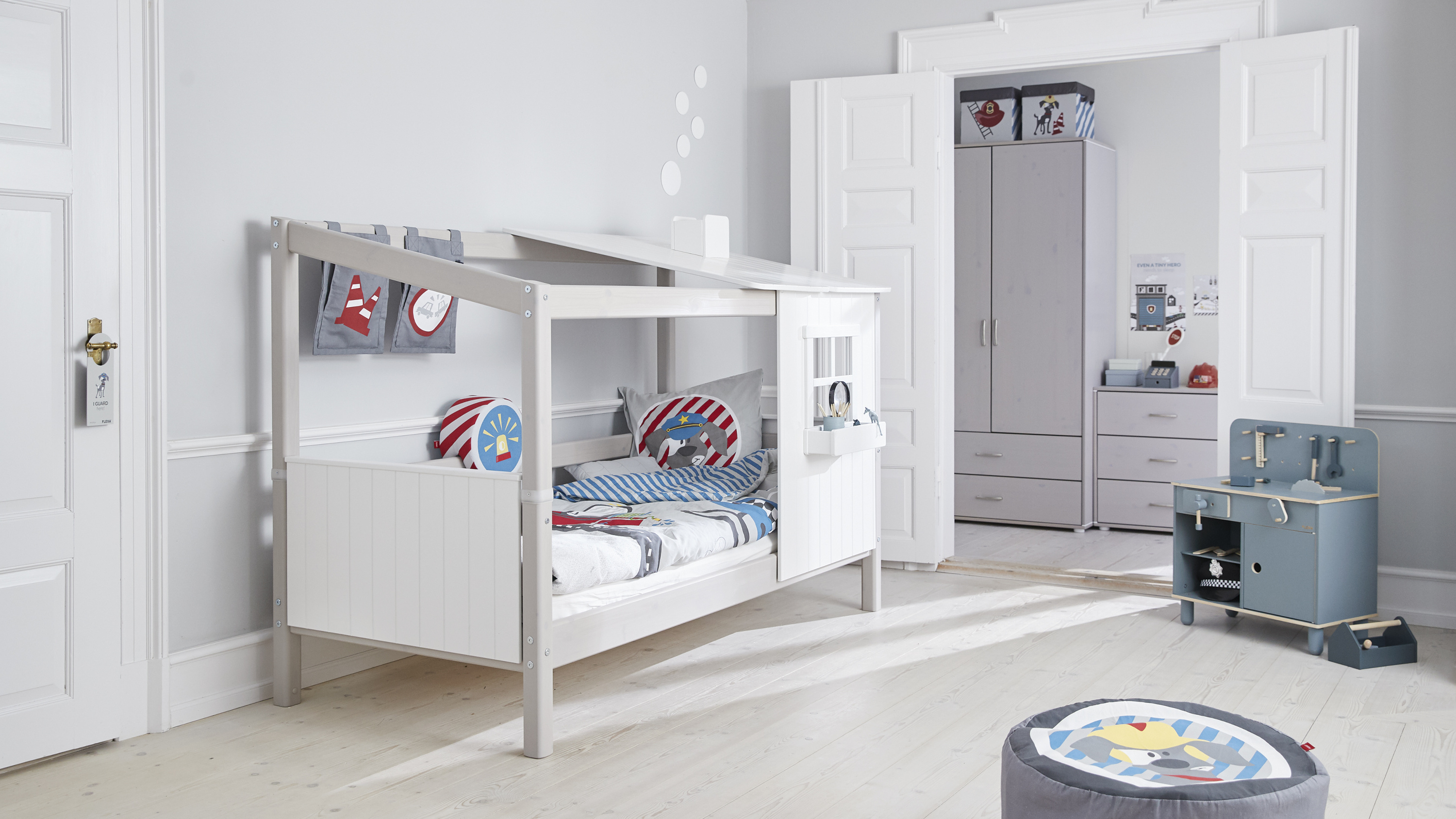Bett mit Haus FLEXA CLASSIC