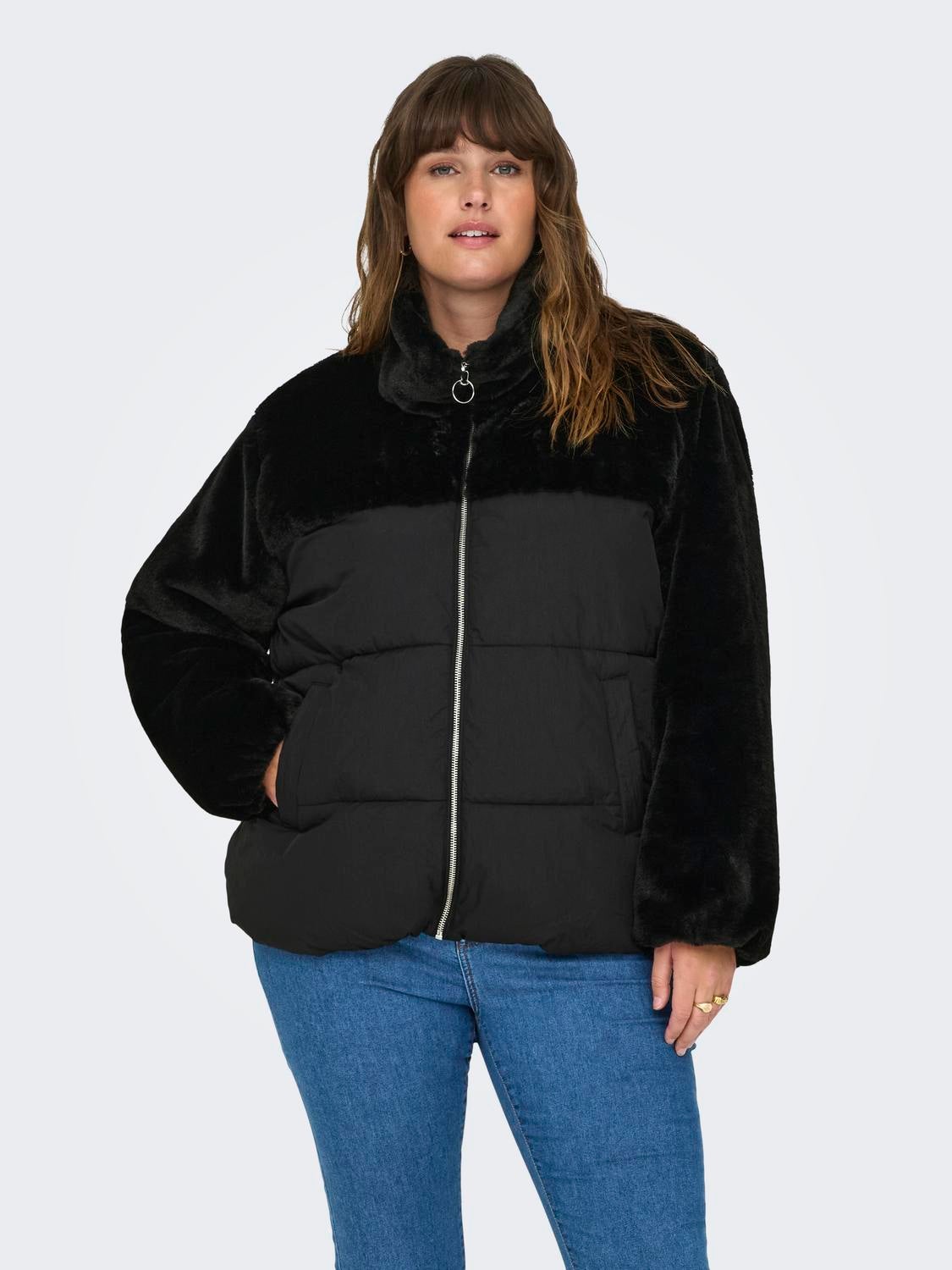 CARWANJA Daunenjacke Black