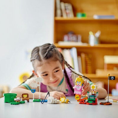 LEGO Super Mario 71441 På eventyr med interaktive LEGO Peach