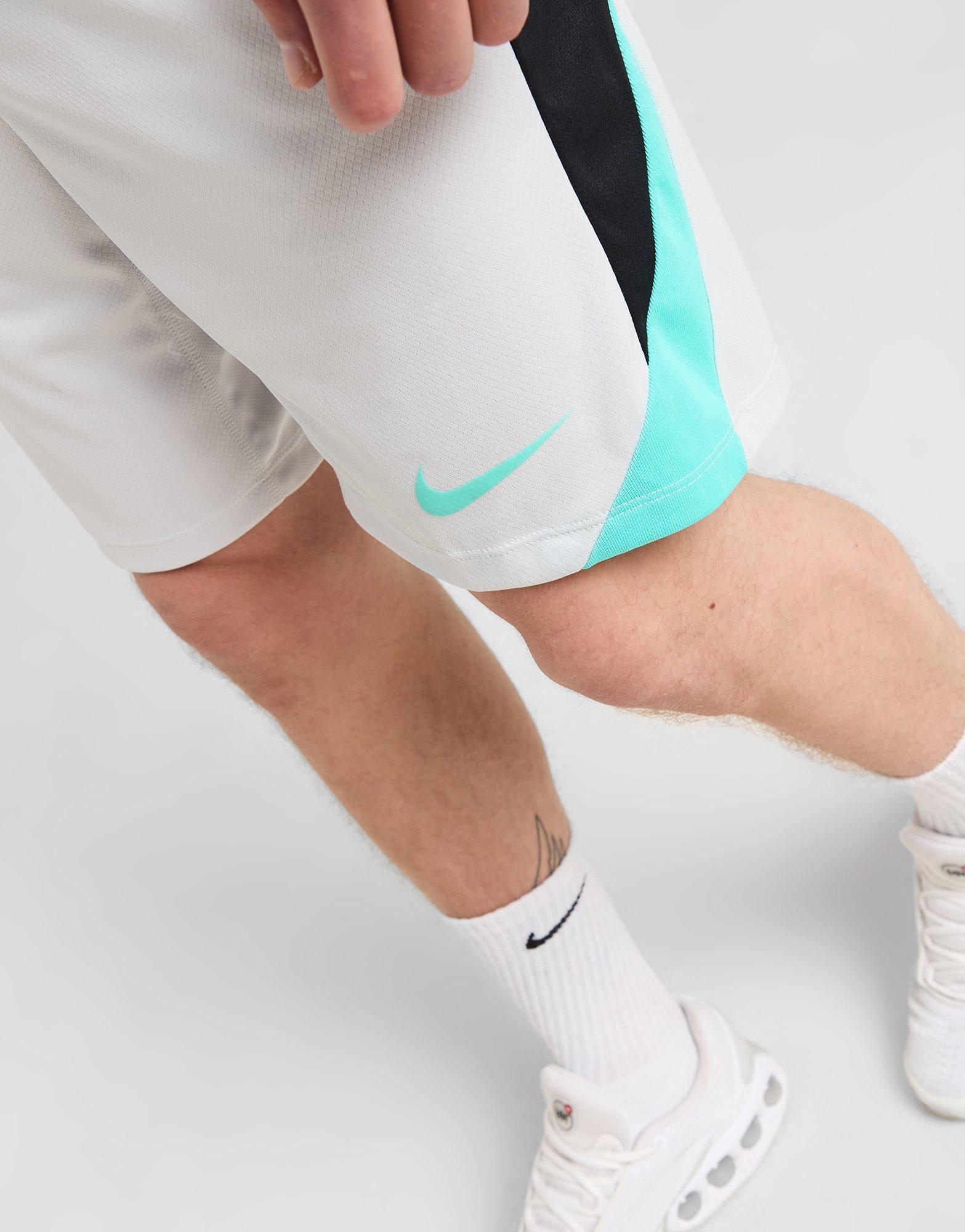 Nike Strike Shorts