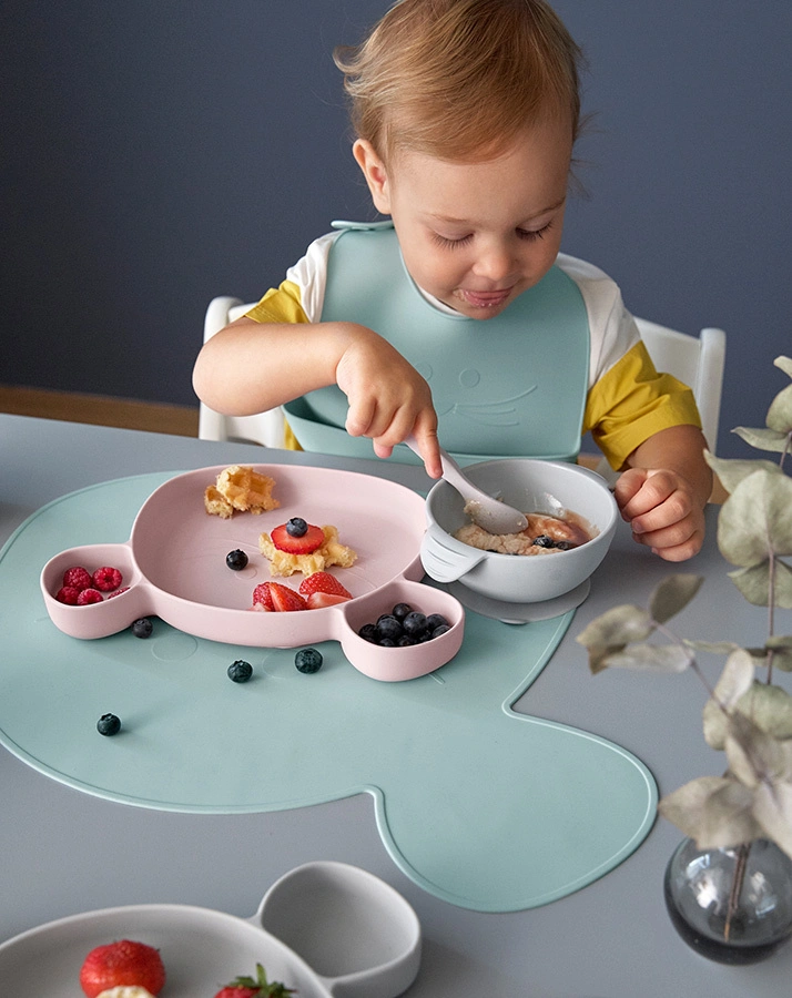 Silikon-Lätzchen LITTLE CHUMS – MOUSE mit Auffangschale in blau