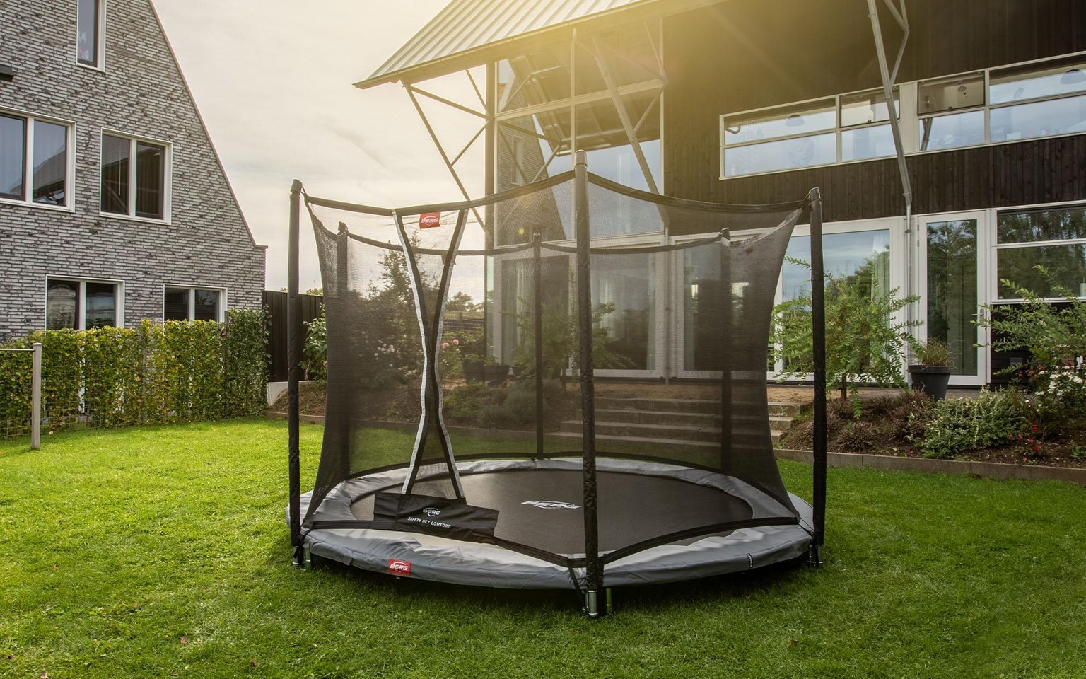 BERG - InGround Favorit 430 Trampolin + Comfort Sikkerhedsnet - Grøn