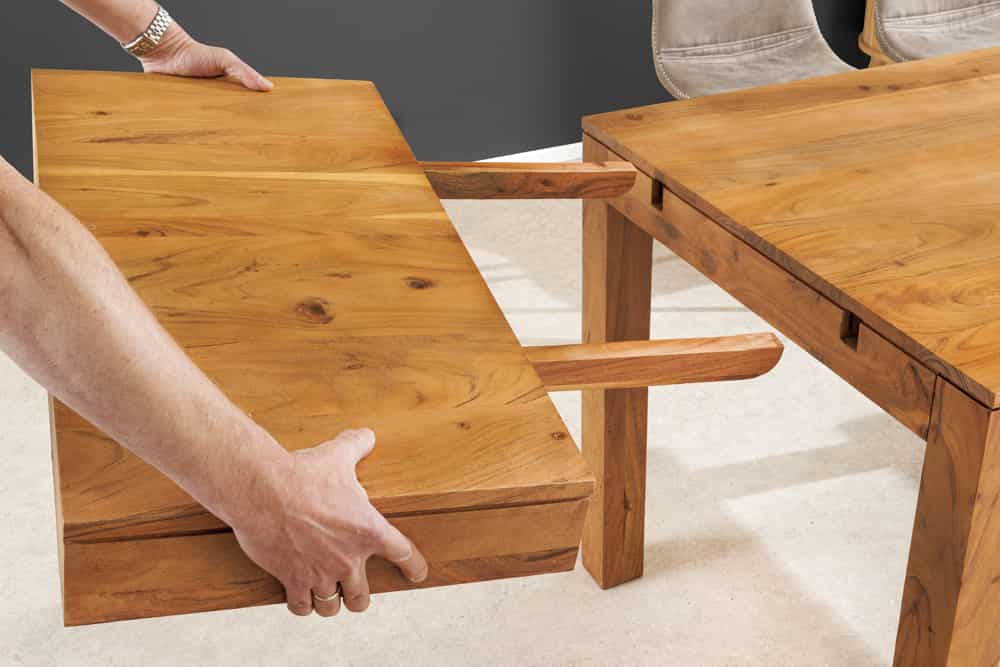 Massiver Holz Esstisch PURE 120-200cm natur honey finish Akazie mit Ansteckplatten
